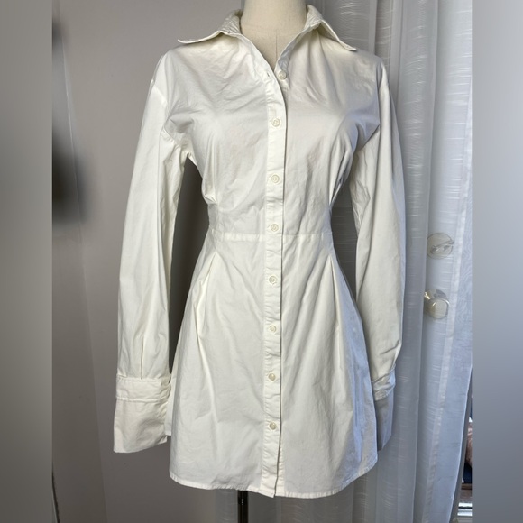 L'Academie Evianna Shirt Dress in Cream White Size Small Cut Out Open Back Bow - Picture 3 of 12